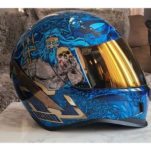 Icon helmet